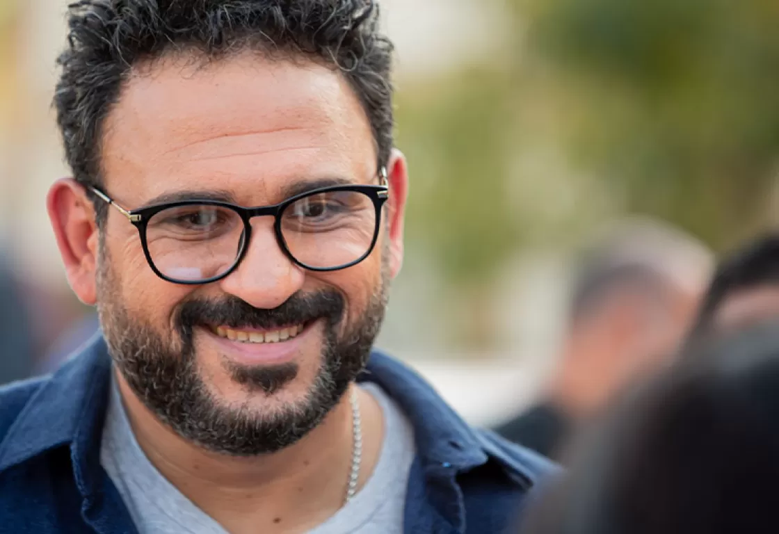 "جنان في اليابان" .. أكرم حسني يتعاقد على فيلم جديد وهذه تفاصيله "جنان في اليابان" .. أكرم حسني يتعاقد على فيلم جديد وهذه تفاصيله