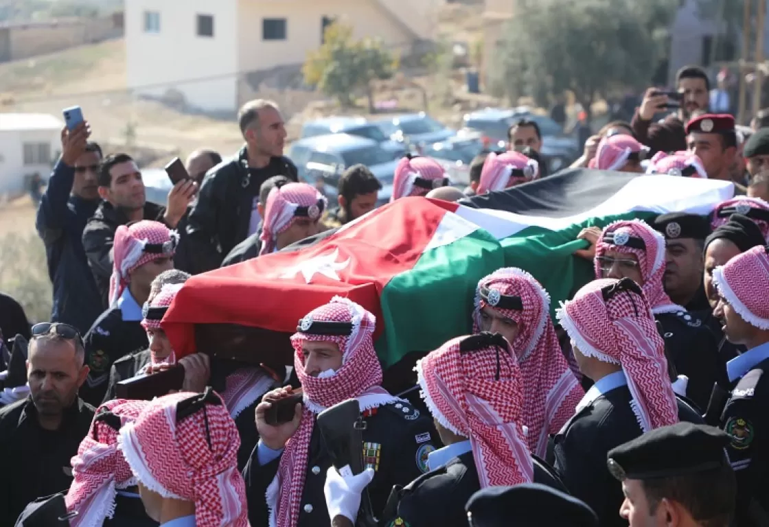 الأردن يشيع شهداء الأمن... تفاصيل حول الإرهابي الأردن يشيع شهداء الأمن... تفاصيل حول الإرهابي