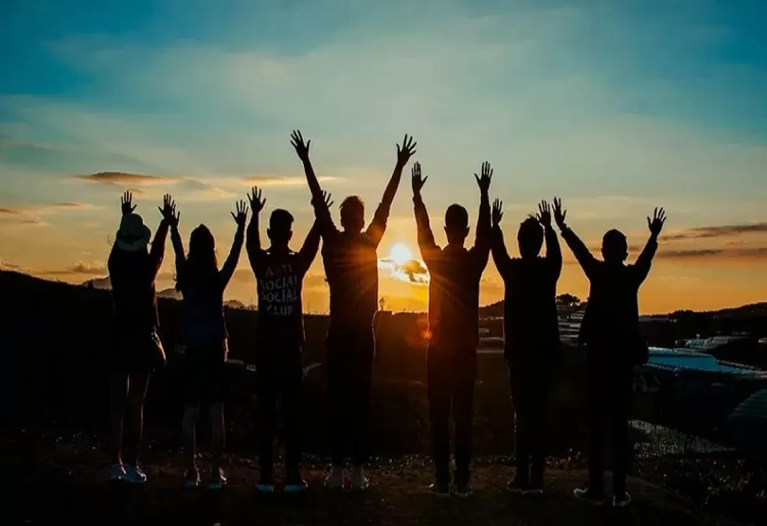 ما أهمية الأصدقاء للحفاظ على الصحة العامة؟ ما أهمية الأصدقاء للحفاظ على الصحة العامة؟