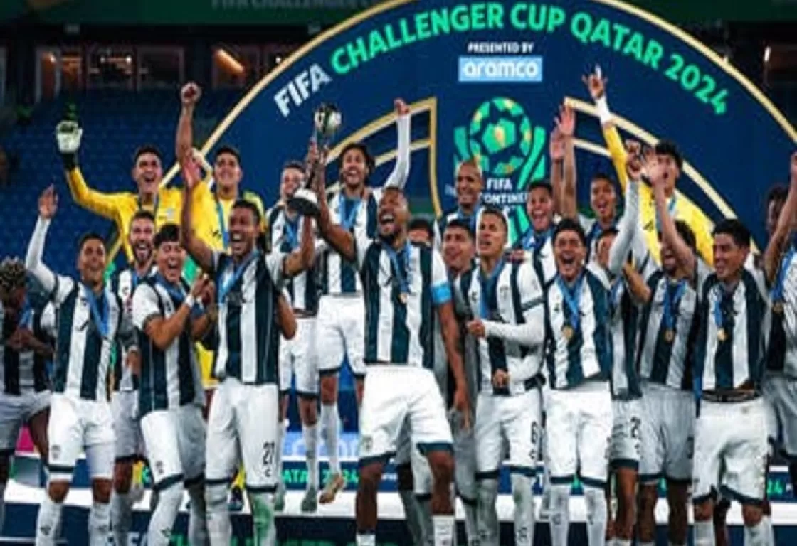 الأهلي المصري يفرط في فوز تاريخي ويخسر كأس التحدي عند خط النهاية الأهلي المصري يفرط في فوز تاريخي ويخسر كأس التحدي عند خط النهاية