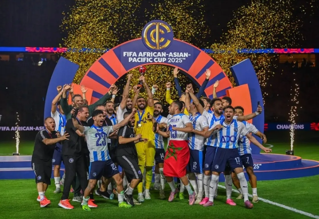 بيراميدز المصري بطل نصف الأرض.. صعق الأهلي السعودي بثلاثية في عقر داره بيراميدز المصري بطل نصف الأرض.. صعق الأهلي السعودي بثلاثية في عقر داره