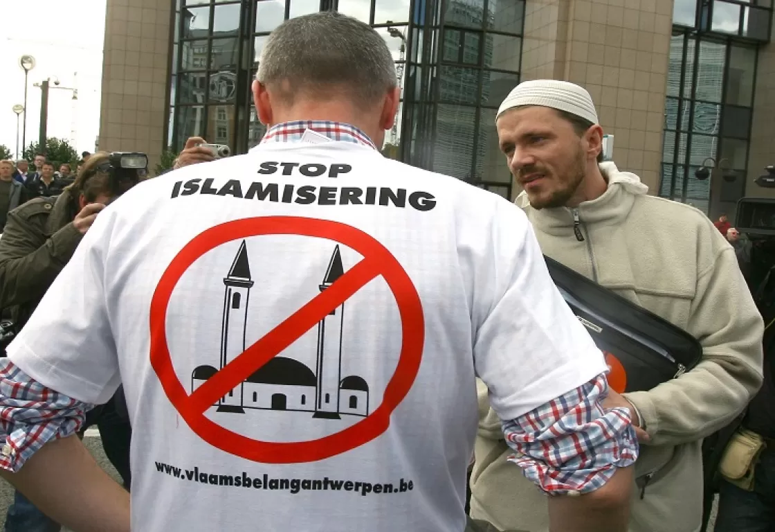إسلاموفوبيا... انظروا بمن ابتلاني! إسلاموفوبيا... انظروا بمن ابتلاني!