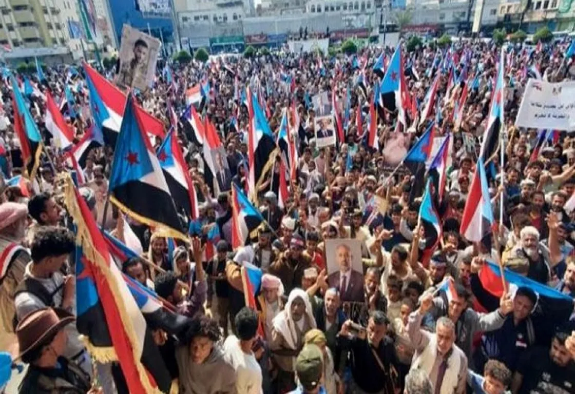 مظاهرات حاشدة في عدن تأييدا لـ"الانتقالي الجنوبي"