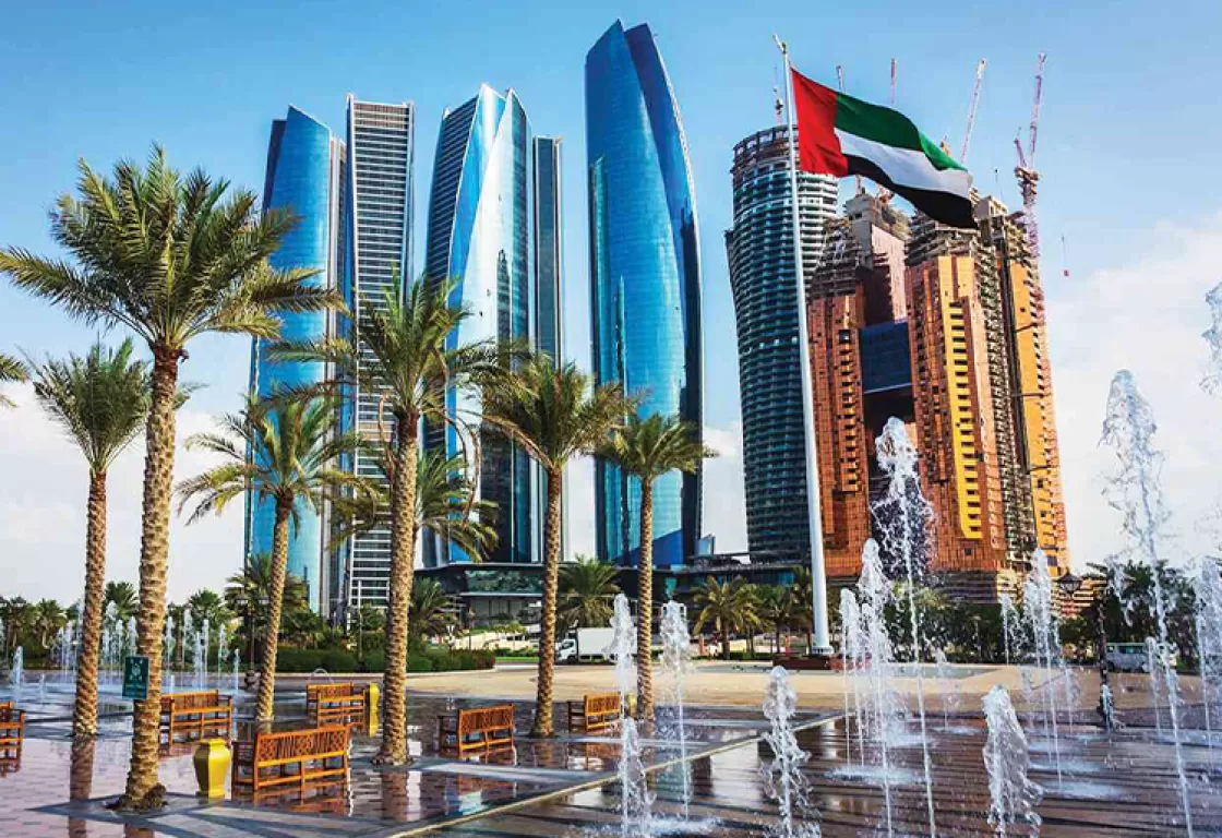الإمارات تقود المنطقة نحو نمط تفكير جديد