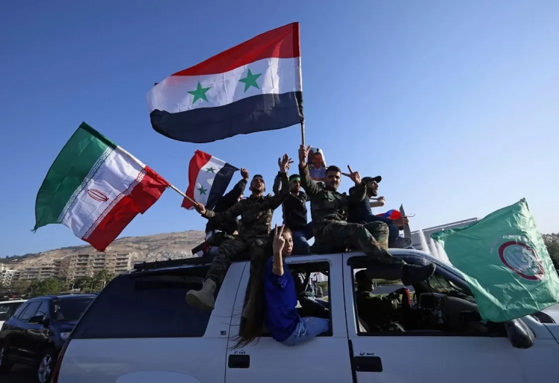 إيران في سوريا والعراق: من دعم الحلفاء إلى ترسيخ النفوذ إيران في سوريا والعراق: من دعم الحلفاء إلى ترسيخ النفوذ