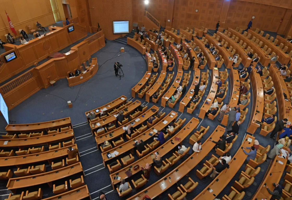 عقد من العبث والفساد... البرلمان الجديد يفتح ملفات إخوان تونس عقد من العبث والفساد... البرلمان الجديد يفتح ملفات إخوان تونس