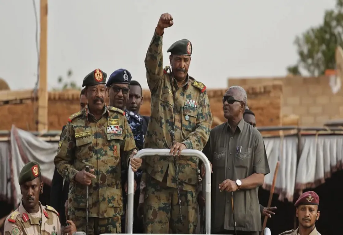 البرهان و"أعداء السودان".. مناورة إخوانية لتسويق العقوبات وقودًا للحرب البرهان و"أعداء السودان".. مناورة إخوانية لتسويق العقوبات وقودًا للحرب
