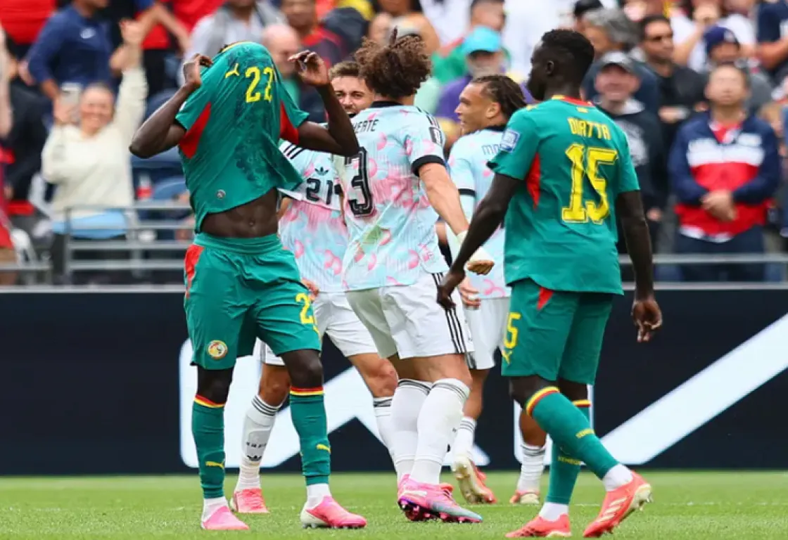 فضيحة المونديال: طبيب منتخب السنغال أخصائي نساء وولادة فضيحة المونديال: طبيب منتخب السنغال أخصائي نساء وولادة