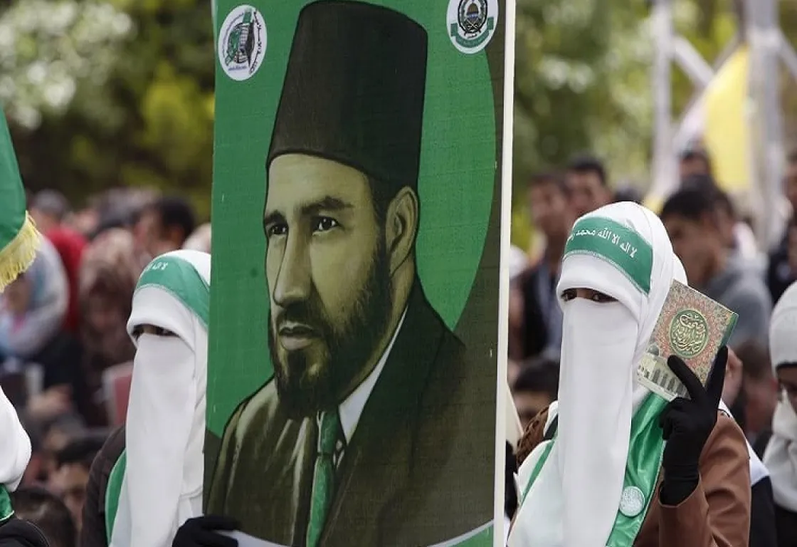 "الأخوات".. الذراع الخفيّة التي تحرّك ماكينة الإخوان من داخل البيوت والمساجد "الأخوات".. الذراع الخفيّة التي تحرّك ماكينة الإخوان من داخل البيوت والمساجد