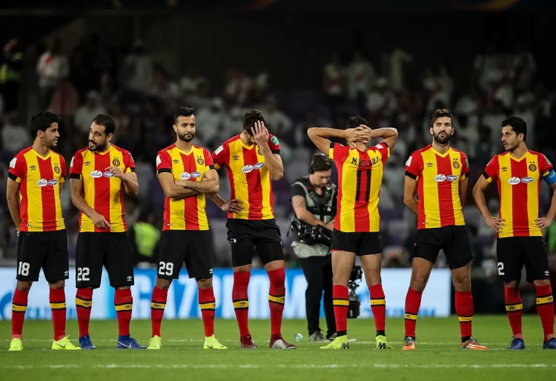 كرة القدم في قبضة الإخوان: هل تحوّلت الرياضة في تونس إلى أداة نفوذ سياسي؟ كرة القدم في قبضة الإخوان: هل تحوّلت الرياضة في تونس إلى أداة نفوذ سياسي؟
