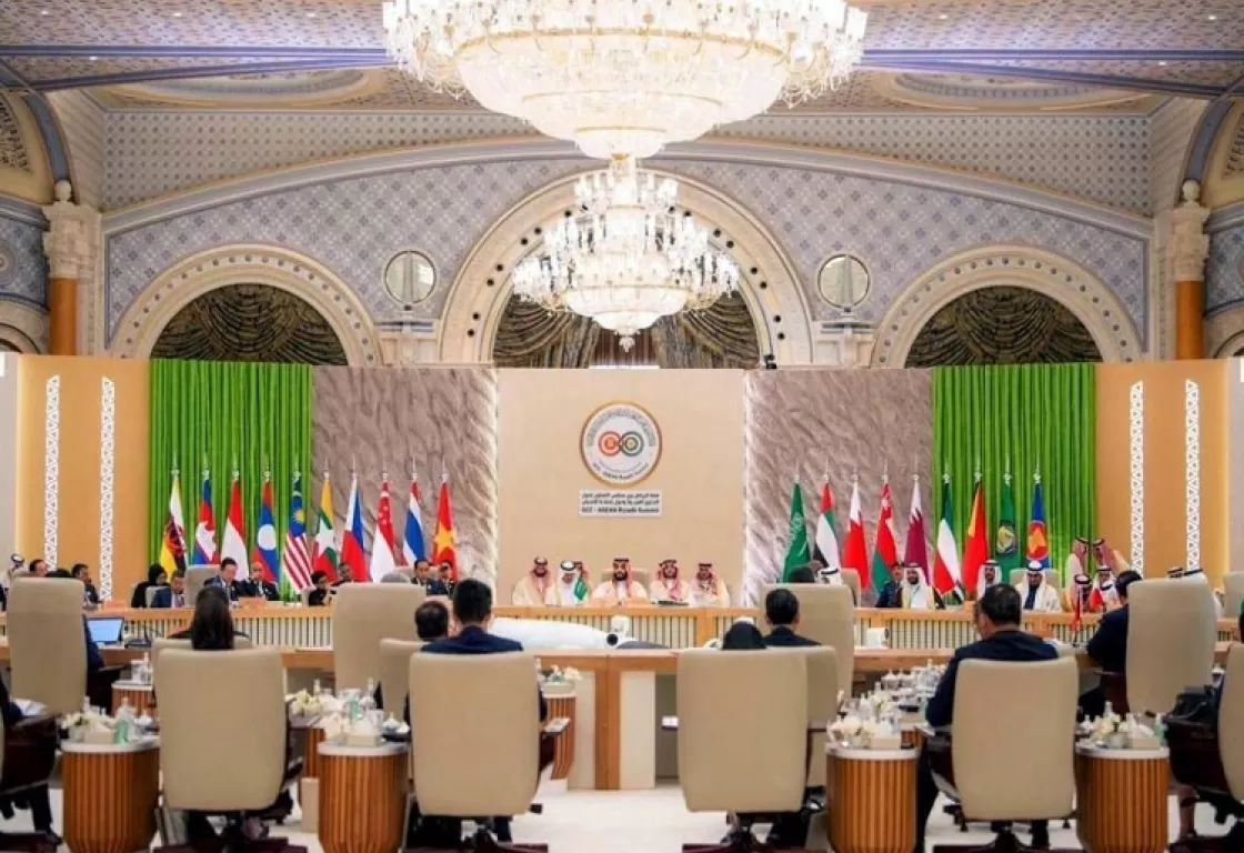 ما المكاسب الاقتصادية والسياسية للتعاون بين الخليج ودول (آسيان)؟ ما المكاسب الاقتصادية والسياسية للتعاون بين الخليج ودول (آسيان)؟