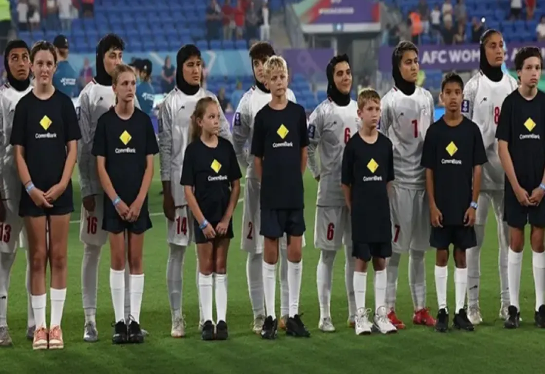 مقاطعة لاعبات إيران للنشيد الوطني يثير الجدل في افتتاح كأس آسيا للسيدات مقاطعة لاعبات إيران للنشيد الوطني يثير الجدل في افتتاح كأس آسيا للسيدات