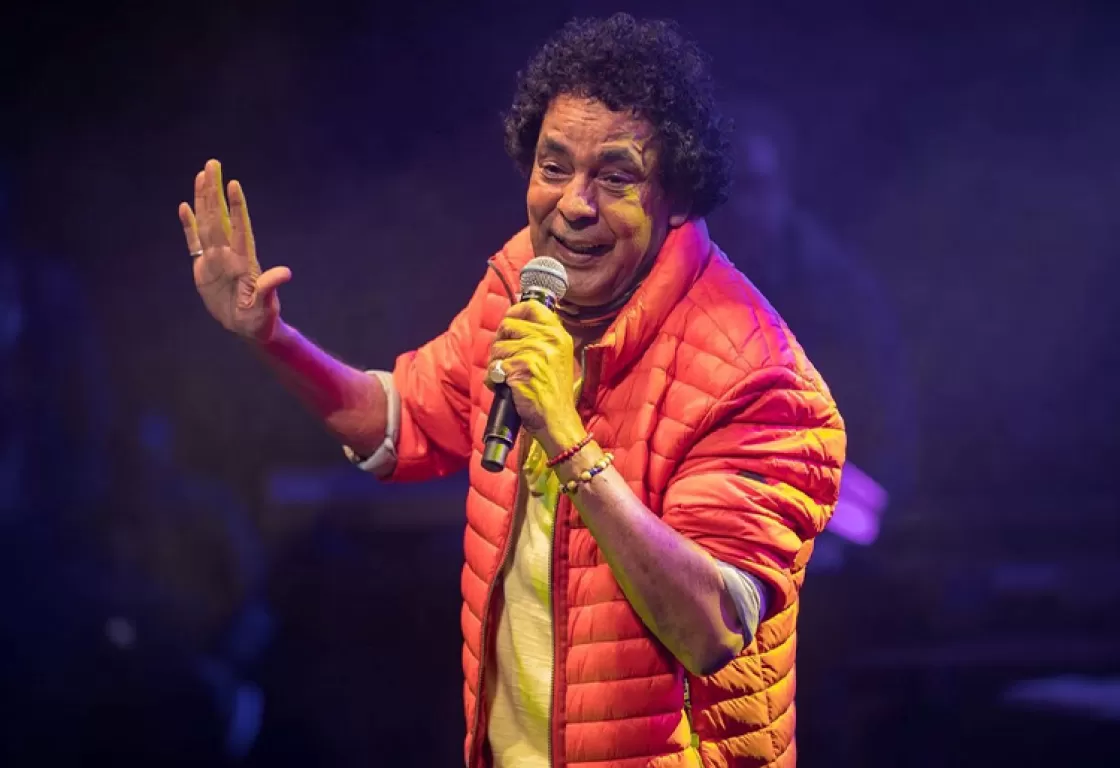 الملك يتبرع بنصف مليون جنيه لمسقط رأسه الملك يتبرع بنصف مليون جنيه لمسقط رأسه