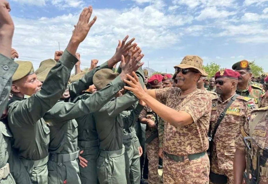 بضغط من "الإخوان"... انقسام حاد يضرب حلفاء الجيش السوداني لتعطيل قطار أديس أبابا