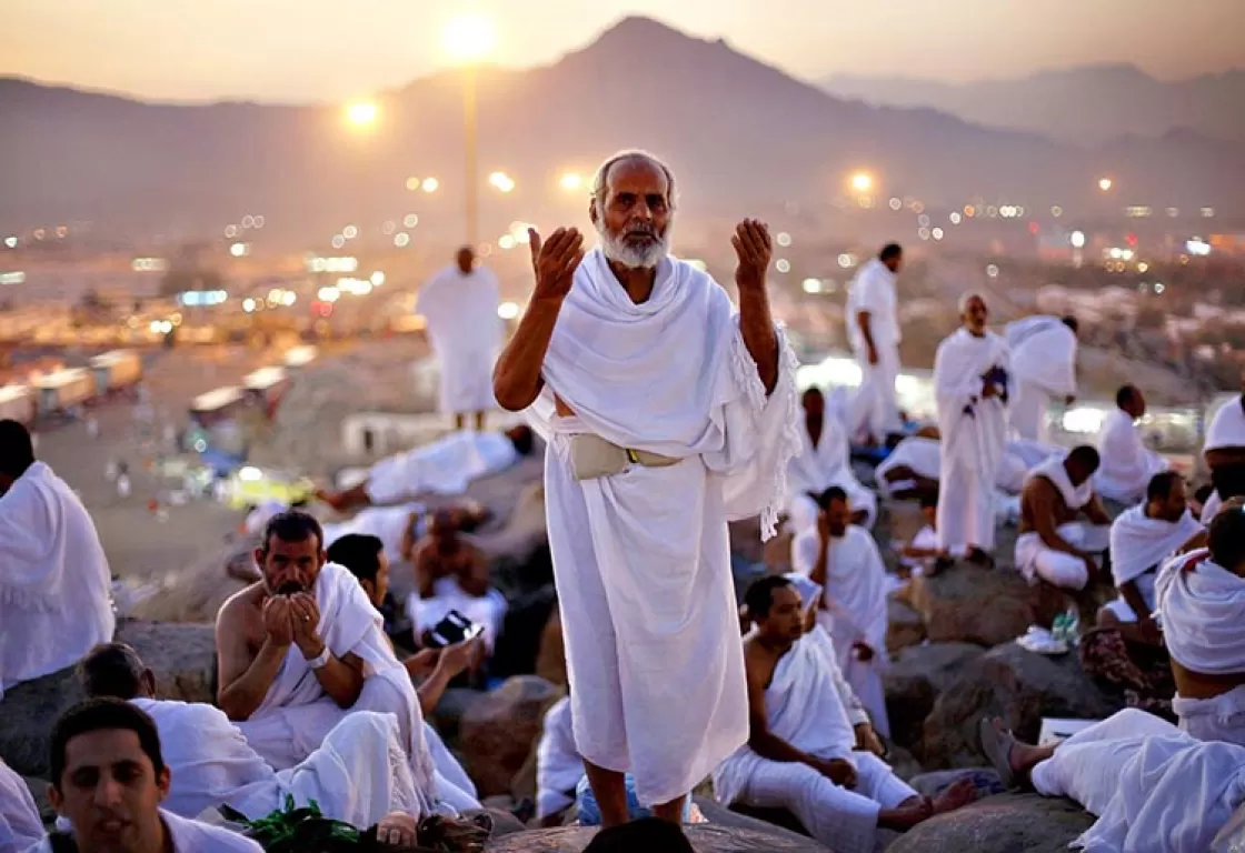 موسم الحج... دعوات للبس الكمامات وتقنيات تكنولوجية مختلفة موسم الحج... دعوات للبس الكمامات وتقنيات تكنولوجية مختلفة