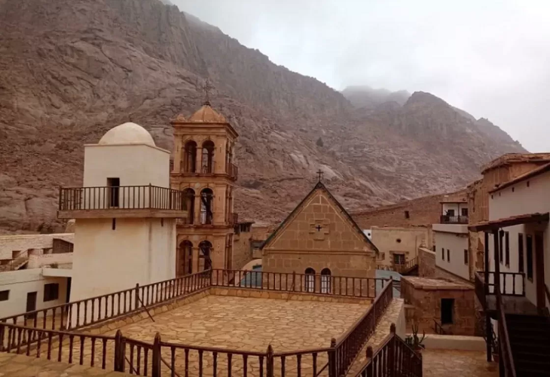 مصر تتعهد بالحفاظ على المكانة الفريدة لدير سانت كاترين 