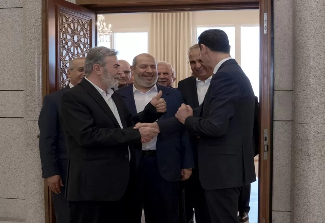 محللون فلسطينيون يكشفون لـ"حفريات": خبايا عودة حماس إلى سوريا محللون فلسطينيون يكشفون لـ"حفريات": خبايا عودة حماس إلى سوريا