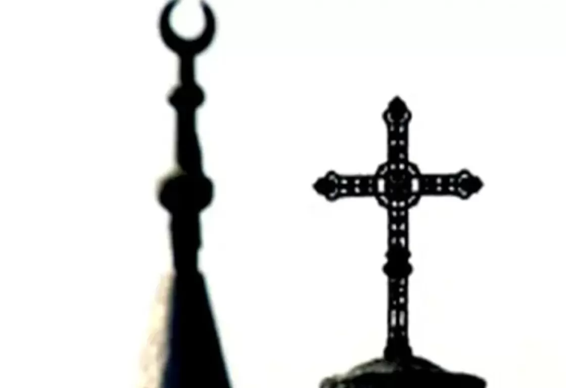 بين النار والماء... الدين إذ يوظف في إشعال الحروب والتخفيف من لهيبها بين النار والماء... الدين إذ يوظف في إشعال الحروب والتخفيف من لهيبها