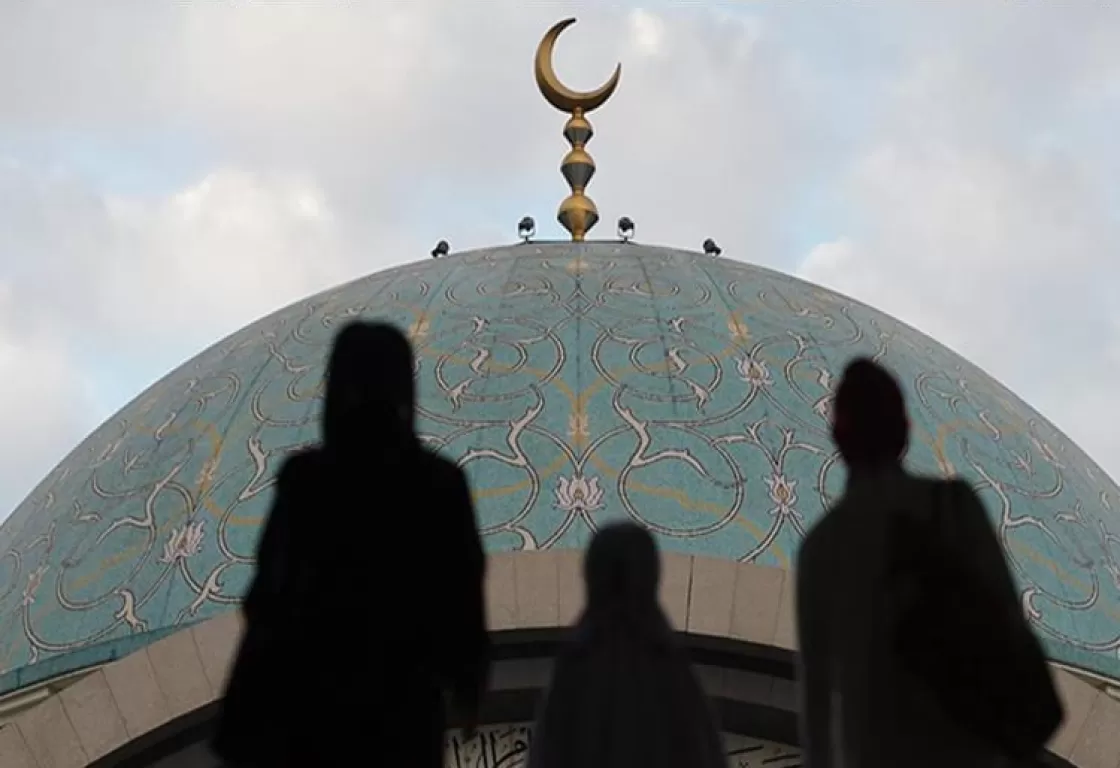 لماذا نخلط المُقدّس والبشريّ في الفكر الإسلامي؟