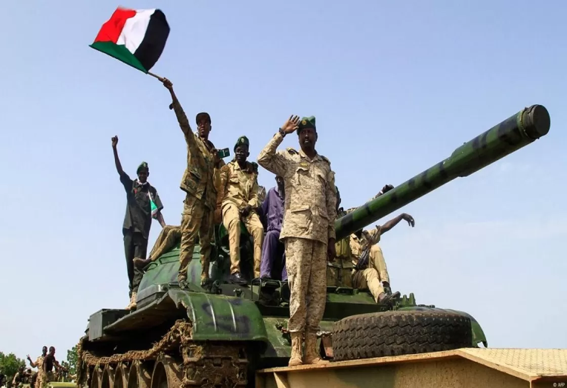خيبة أمل الشعب السوداني في الجيش : من جيش الوطن إلى جيش الكيزان "إخوان السودان" خيبة أمل الشعب السوداني في الجيش : من جيش الوطن إلى جيش الكيزان "إخوان السودان"