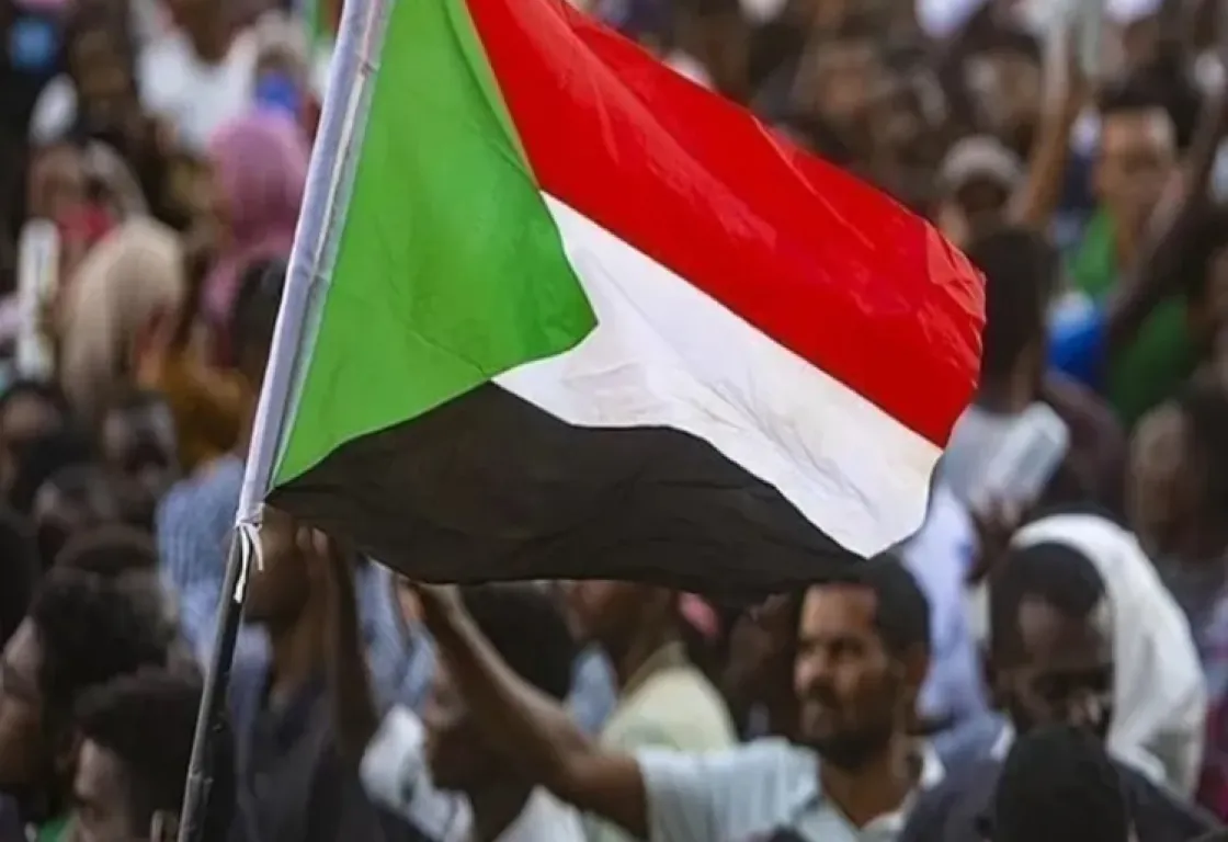 "فضائح بالجملة"... كيف غطّى "الإخوان" على جريمة اغتصاب طفل في أحد معسكراتهم بالسودان؟