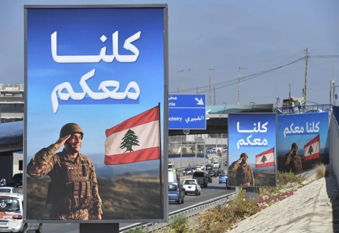 ما يكشفه انحسار رموز "حزب الله" عن طريق مطار بيروت ما يكشفه انحسار رموز "حزب الله" عن طريق مطار بيروت