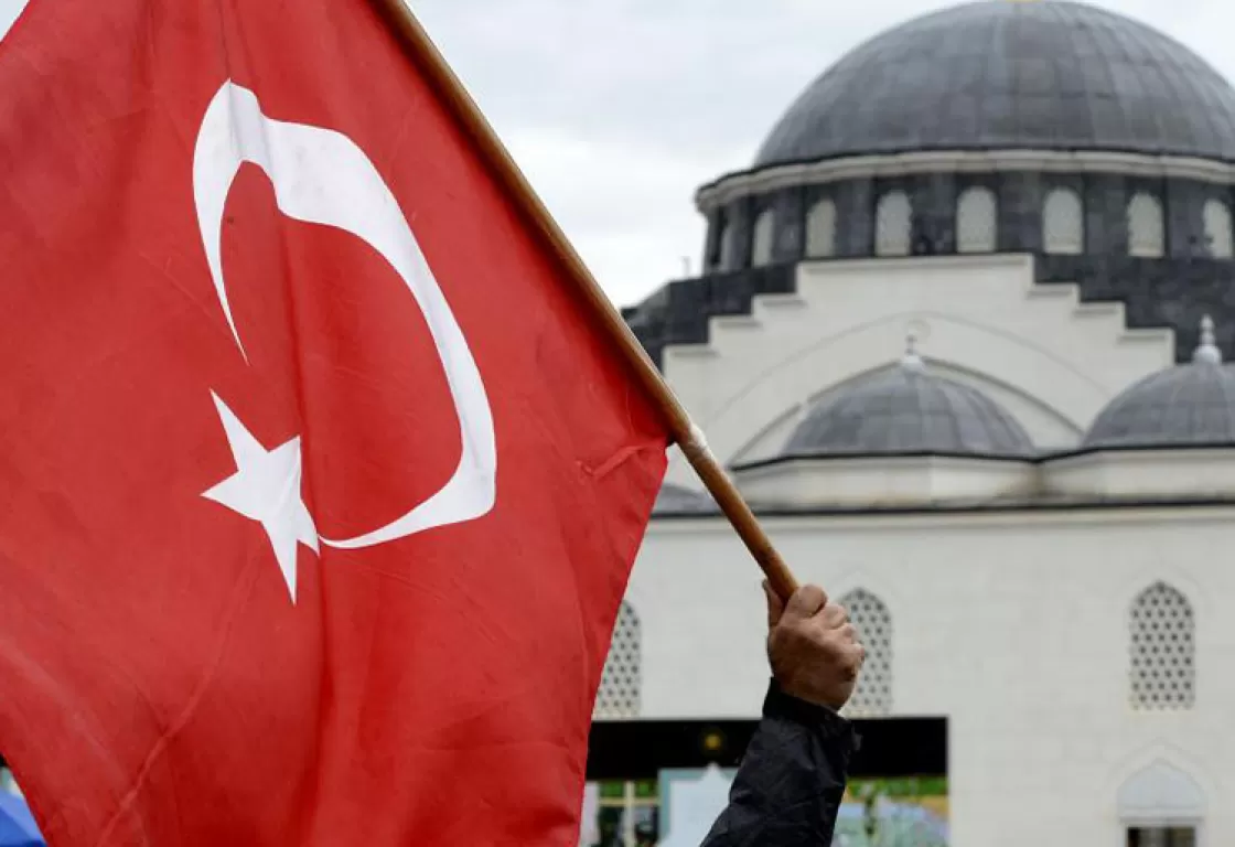 تحويل القيم الدينية إلى مادة دعائية انتخابية في تركيا