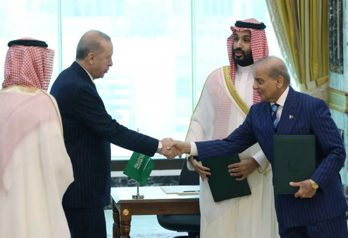 شرق أوسط بلا أيديولوجيات: هل بدأ عصر “المصلحة أولًا”؟