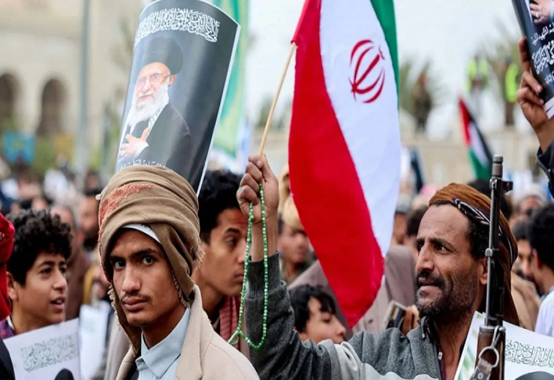 اليمن المأزوم ينتظر التداعيات الكارثية لانخراط الحوثيين في الحرب إلى جانب إيران