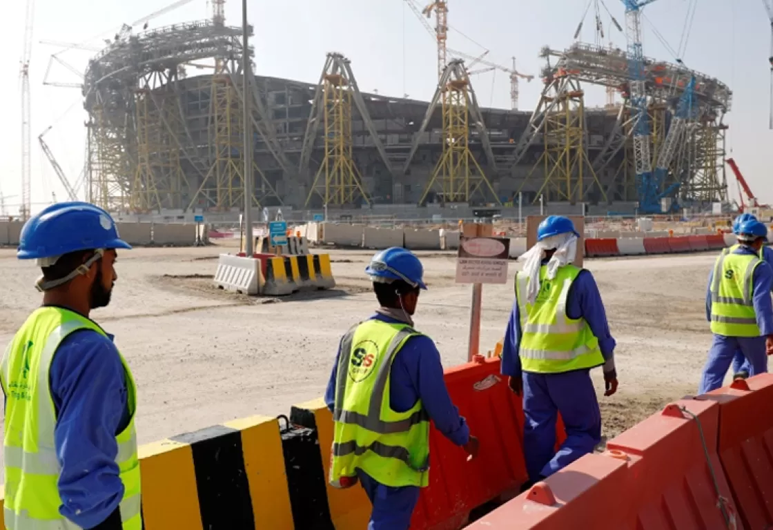 قبل أيام من انطلاق المونديال... الأمم المتحدة: شكاوى العمال المهاجرين في قطر تضاعفت