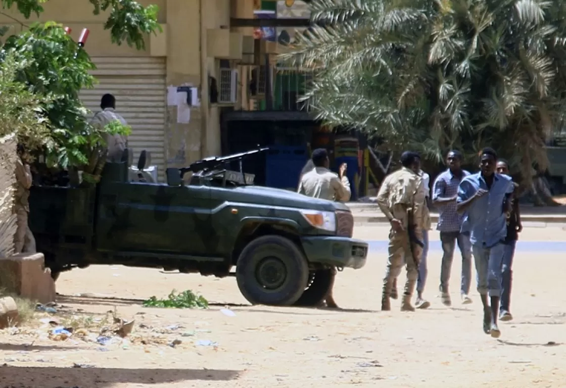 الإسلاميون والانتقال الديمقراطي في السودان – صراع داخلي واستغلال أدوات العنف الإسلاميون والانتقال الديمقراطي في السودان – صراع داخلي واستغلال أدوات العنف