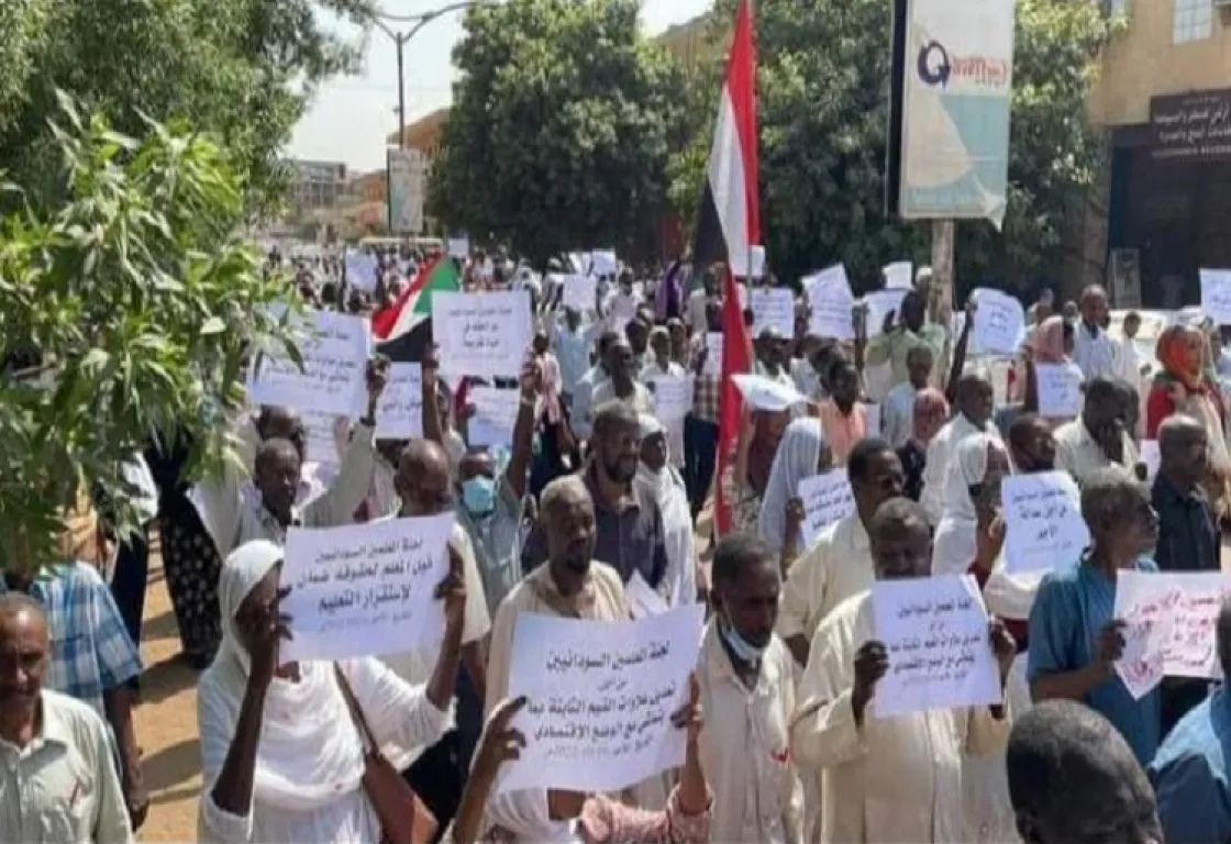 احتجاجات المعلمين تهز سلطة بورتسودان.. والمتحدث باسمها يكشف الخطوات القادمة 