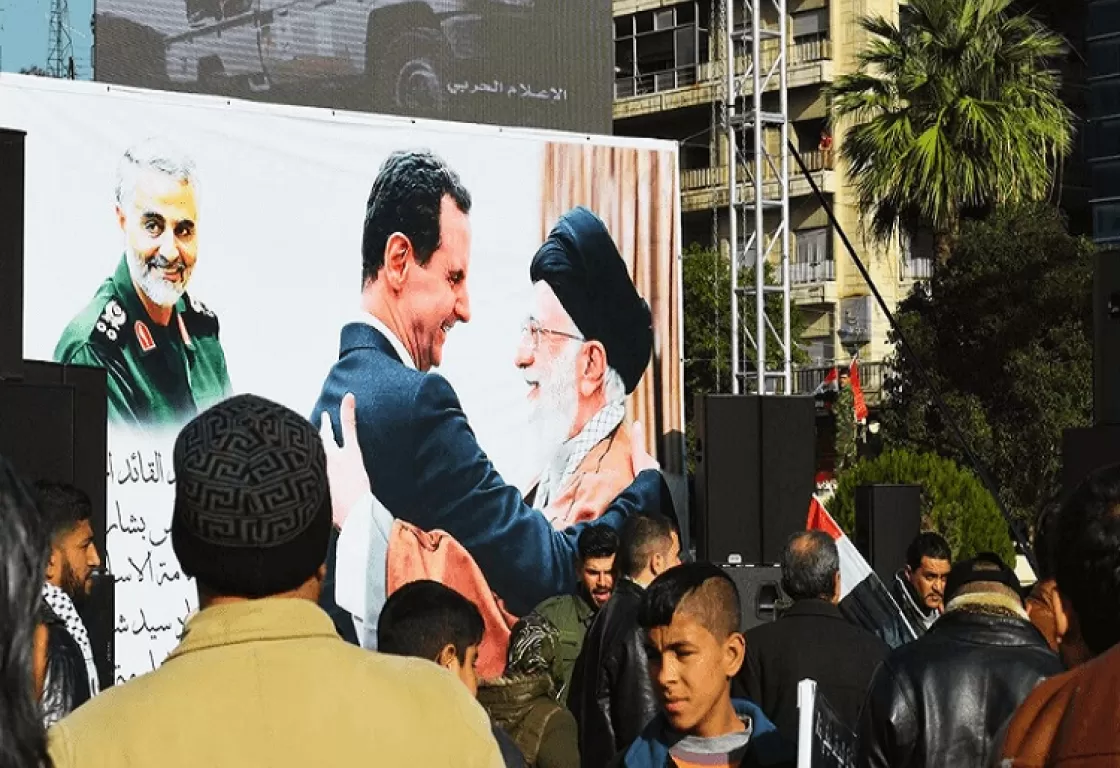 كيف تعاني إيران الأمرّين بعد انهيار حكم الأسد؟ كيف تعاني إيران الأمرّين بعد انهيار حكم الأسد؟