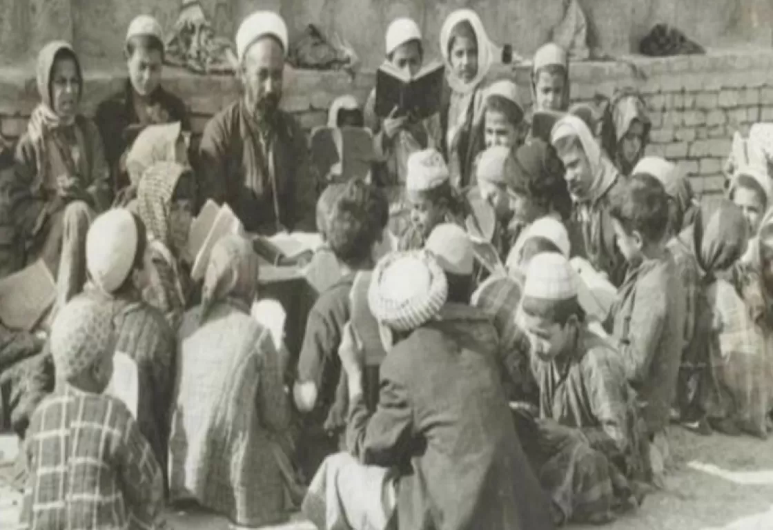 بعد إعادة تفعيلها.. كيف تحمي الدولة المصرية الكتاتيب من تسلل أفكار الإخوان إلى النشء؟ بعد إعادة تفعيلها.. كيف تحمي الدولة المصرية الكتاتيب من تسلل أفكار الإخوان إلى النشء؟