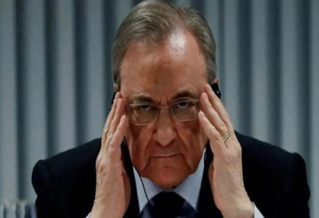رئيس ريال مدريد ينفجر غضبا في مقصورة أتلتيكو ويهدد بالرحيل رئيس ريال مدريد ينفجر غضبا في مقصورة أتلتيكو ويهدد بالرحيل