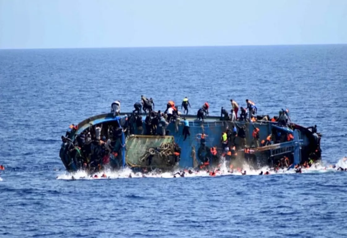 اليونان متهمة بإغراق مركب المهاجرين... دليل يدحض روايتها اليونان متهمة بإغراق مركب المهاجرين... دليل يدحض روايتها