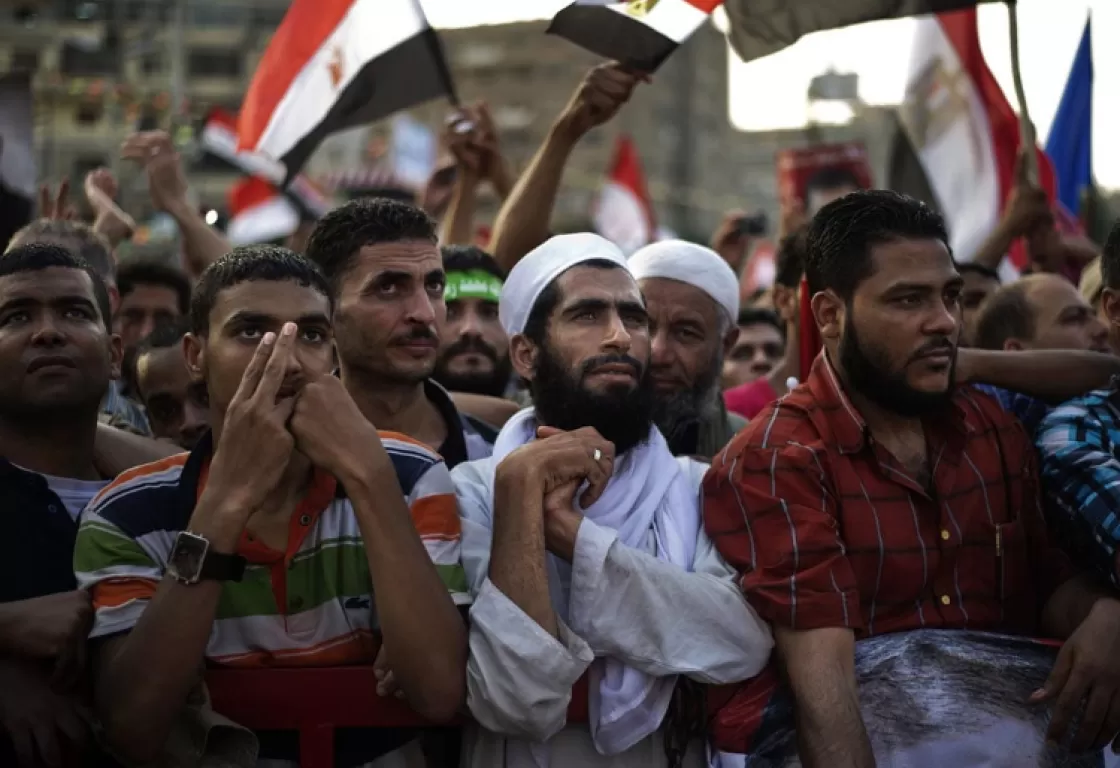 الإخوان بين ثورتين يوليو 1952 ويوليو 2013 الإخوان بين ثورتين يوليو 1952 ويوليو 2013