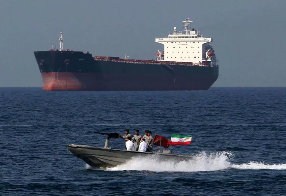 هكذا تحاول إيران مواجهة التحالف الدولي في البحر الأحمر... تحالف جديد يجمع الحوثي والقاعدة