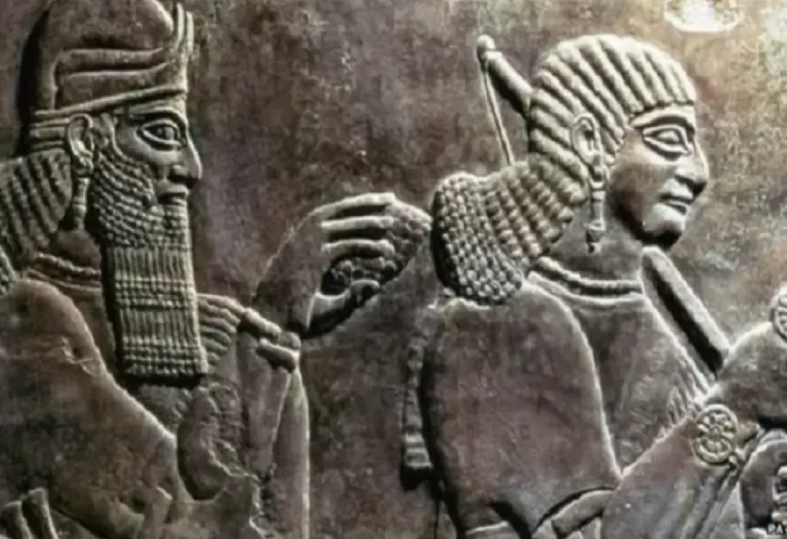 وزير الثقافة العراقي يكشف عن وجود 100 ألف موقع أثري غير مثبت وزير الثقافة العراقي يكشف عن وجود 100 ألف موقع أثري غير مثبت