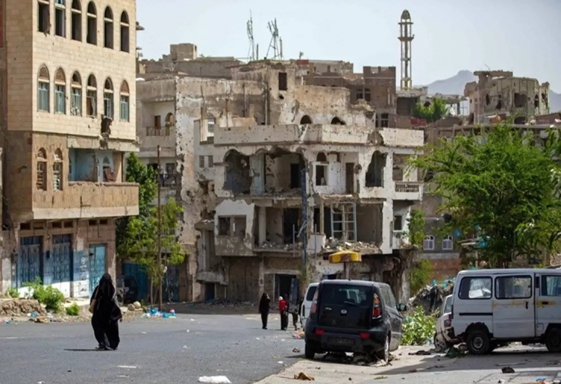 سكان مدينة تعز يكشفون عبث الإخوان وجرائمهم وانتهاكاتهم