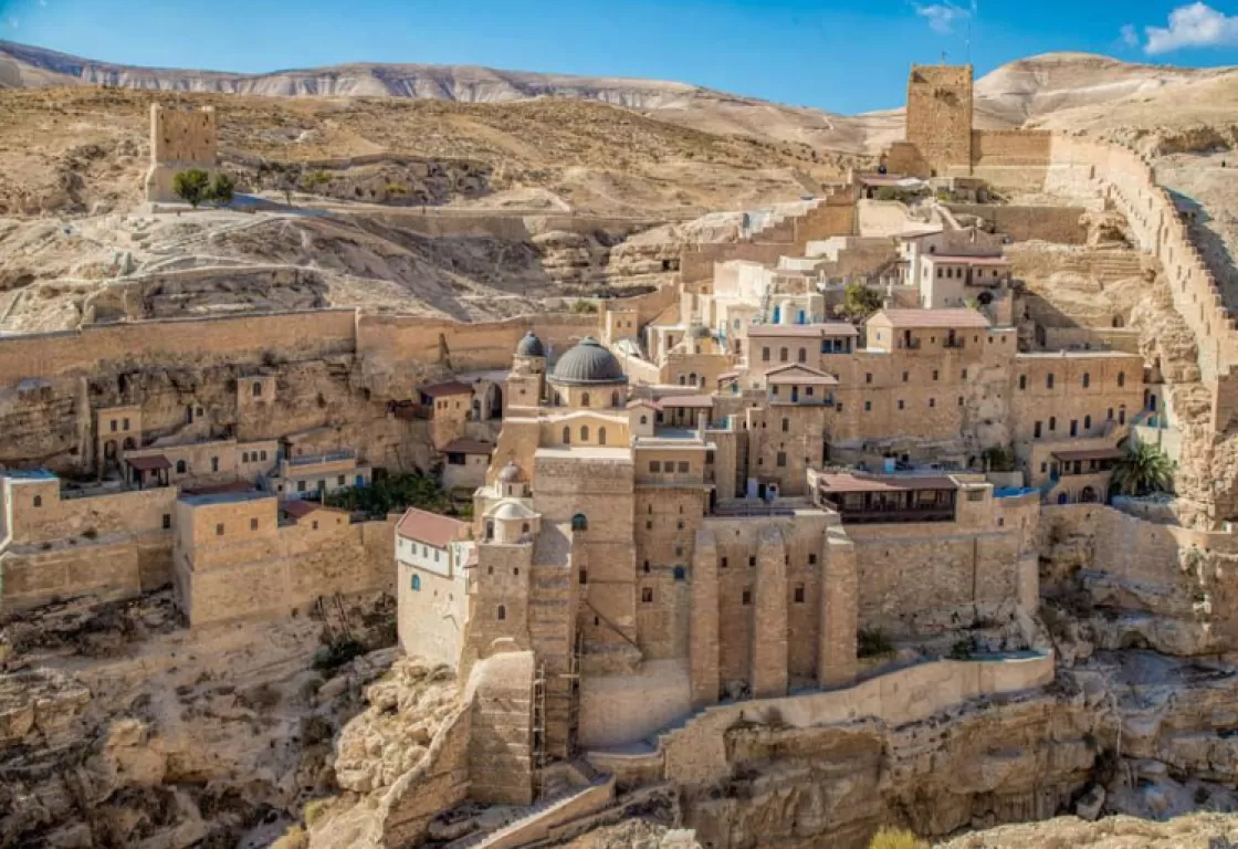 لماذا يحرّم على النساء زيارة دير تاريخي في بيت لحم؟ لماذا يحرّم على النساء زيارة دير تاريخي في بيت لحم؟