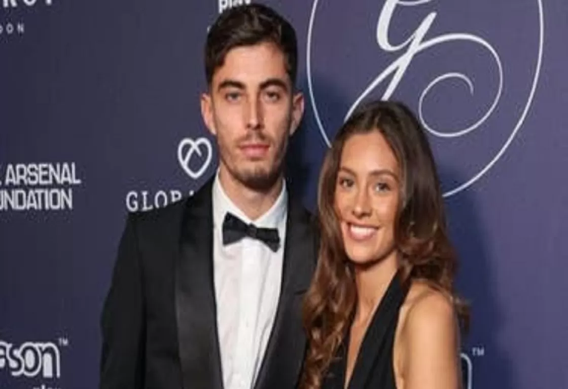 زوجة نجم الأرسنال تتعرض للإساءة بعد إهداره ركلة جزاء زوجة نجم الأرسنال تتعرض للإساءة بعد إهداره ركلة جزاء