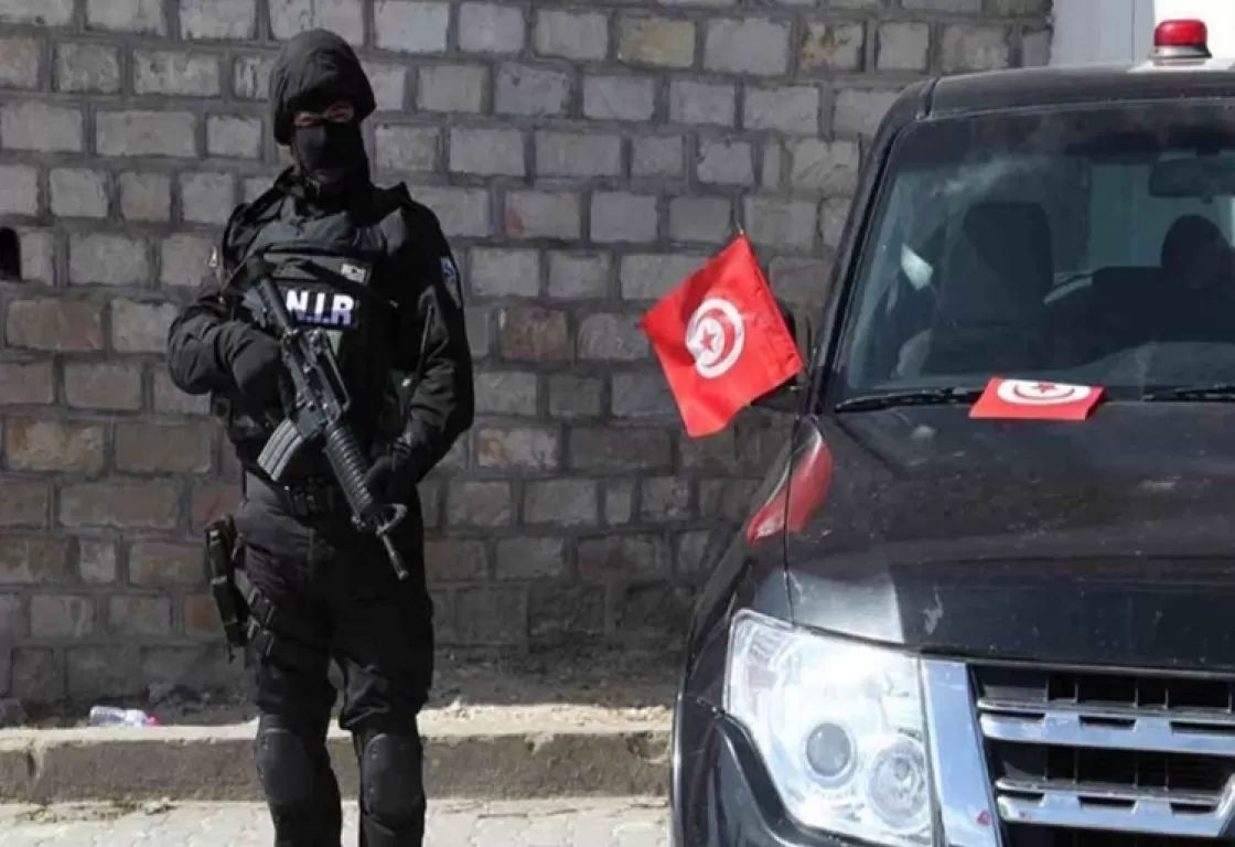 ملاحقون في عدة قضايا.. الأمن التونسي يطيح بـ5 عناصر تكفيرية ملاحقون في عدة قضايا.. الأمن التونسي يطيح بـ5 عناصر تكفيرية
