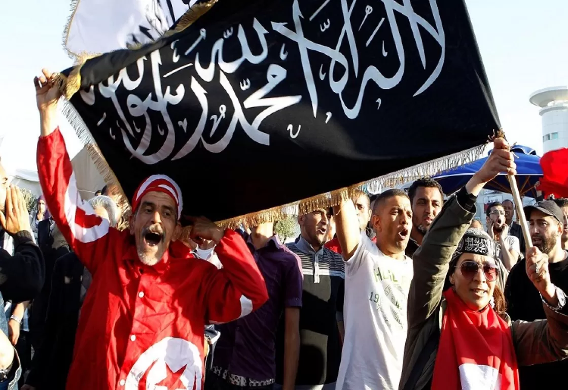 تسفير تونسيين لبؤر الإرهاب.. "العين الإخبارية" تكشف خيوط الإخوان تسفير تونسيين لبؤر الإرهاب.. "العين الإخبارية" تكشف خيوط الإخوان