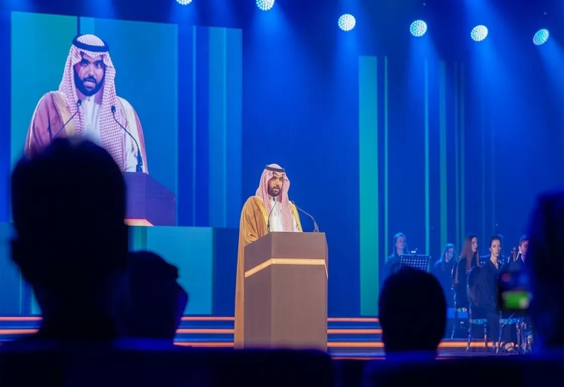 المشهد الثقافي السعودي: ولادة مفاجئة من رحم التشدد الديني المشهد الثقافي السعودي: ولادة مفاجئة من رحم التشدد الديني