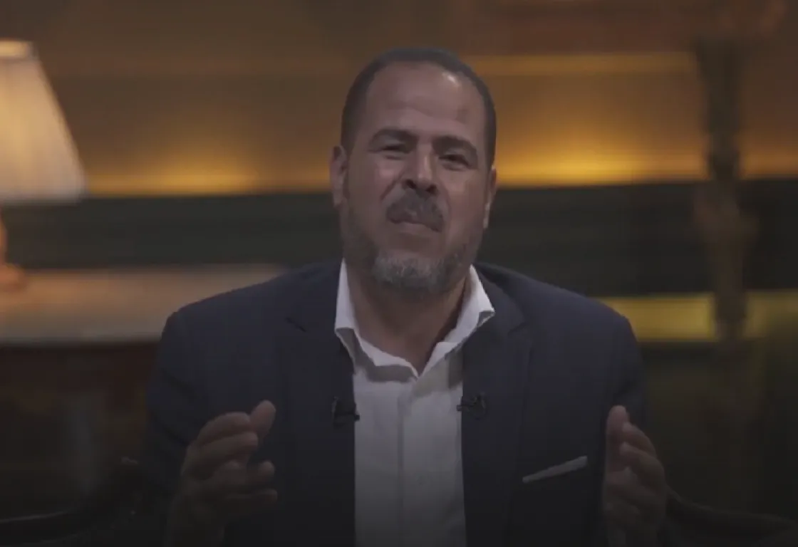 منشق إخواني يكشف كواليس "عسكرة" الشباب والنكث بالعهود منشق إخواني يكشف كواليس "عسكرة" الشباب والنكث بالعهود