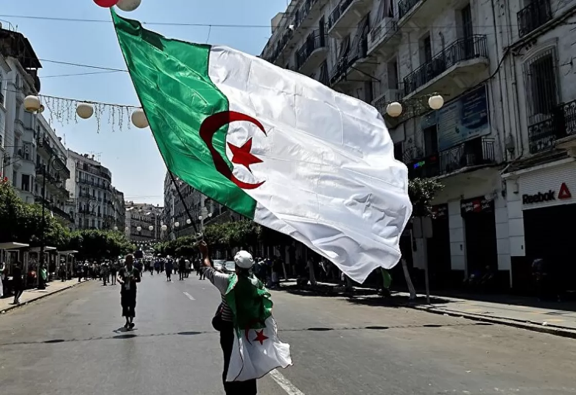 الإخوان في الجزائر يتبنون رؤية السلطة السياسية في دعم التقارب مع إيران وتركيا الإخوان في الجزائر يتبنون رؤية السلطة السياسية في دعم التقارب مع إيران وتركيا