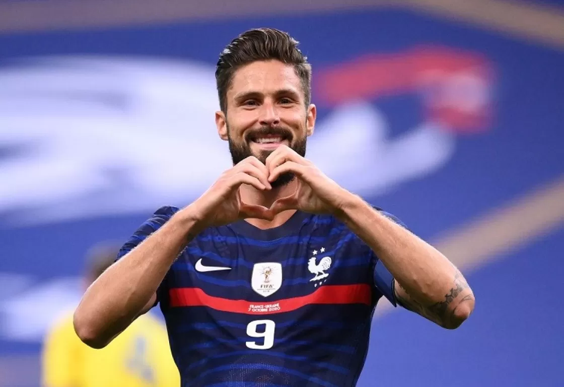 رحلة جيرو من لقب الهداف التاريخي إلى أفضل حارس مرمى في الدوري الإيطالي رحلة جيرو من لقب الهداف التاريخي إلى أفضل حارس مرمى في الدوري الإيطالي