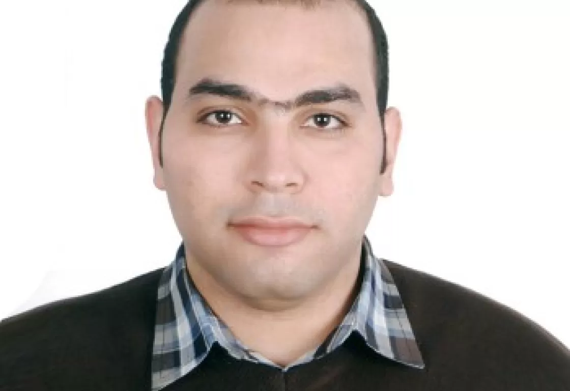 حسن حافظ: هناك تيارات من السلفيين في حالة صدمة لانهيار المشروع الأصولي حسن حافظ: هناك تيارات من السلفيين في حالة صدمة لانهيار المشروع الأصولي