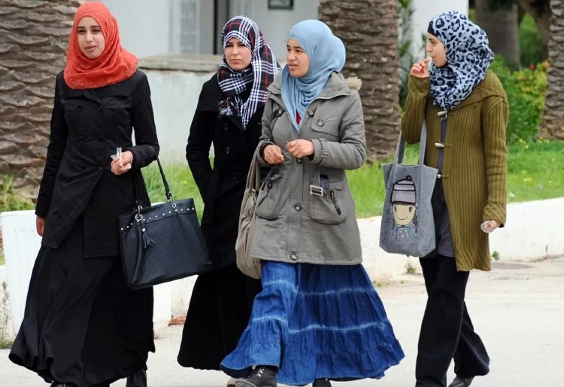 هل تعود الإيرانيات إلى الشارع؟ إقرار قانون الحجاب الإجباري هل تعود الإيرانيات إلى الشارع؟ إقرار قانون الحجاب الإجباري